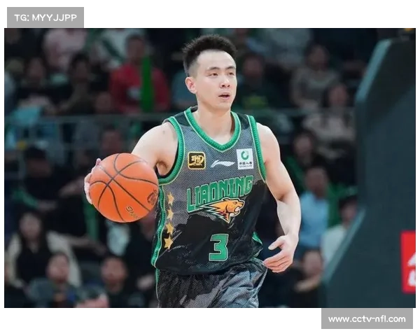 赵继伟左膝受伤离场，辽宁男篮后场告急