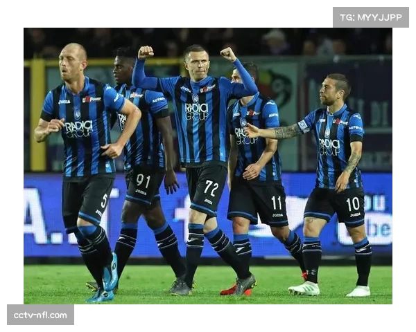 战术复盘:AC米兰如何通过针对性盯人限制国米边翼卫,迫使对手改变进攻 战术复盘:AC米兰如何通过针对性盯人限制国米边翼卫,迫使对手改变进攻